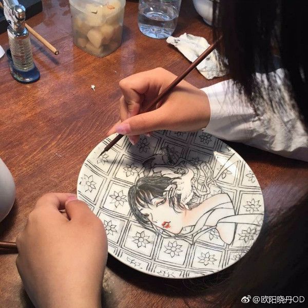 95后最年轻的插画师,90后插画师的画火了简直迷之治愈