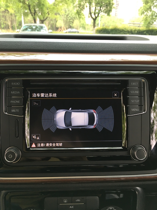 新到17年大众甲壳虫,14年大众甲壳虫白色驾驶感受