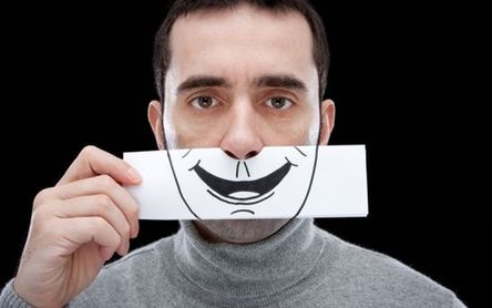 对男朋友说谎了怎么解决,怎样应对撒谎的男人