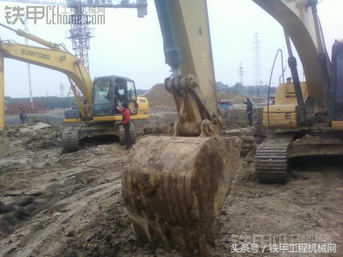 这台卡特320D我开了7年，这个技巧能发挥她的全部性能！