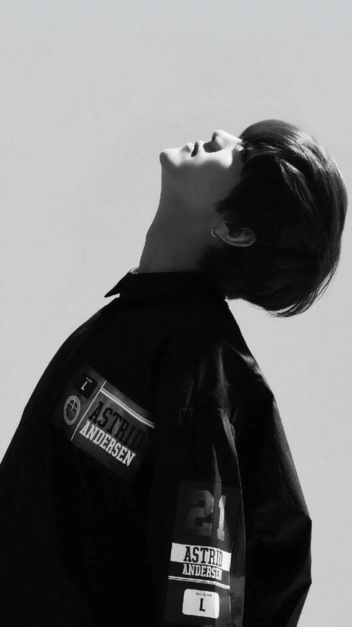 鹿晗最新壁纸高清无水印,鹿晗高清壁纸无水印加文字