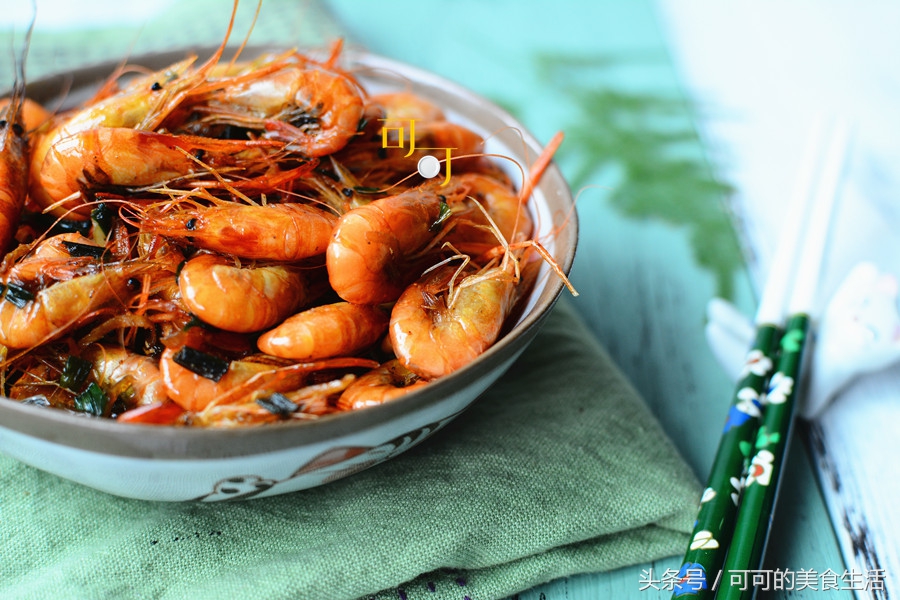 油爆清水河虾,壳肉分离的油爆虾