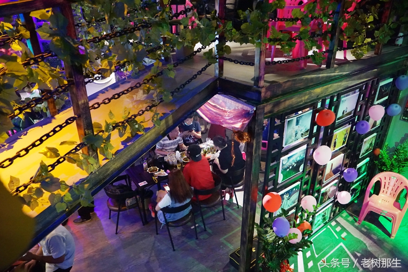 牛了，南宁这样酒吧开张，竟然有10多位音乐大伽前往捧场