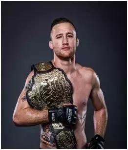 资讯｜加瑟基首秀对约翰逊，龙云格斗获“精武门”团体总冠军