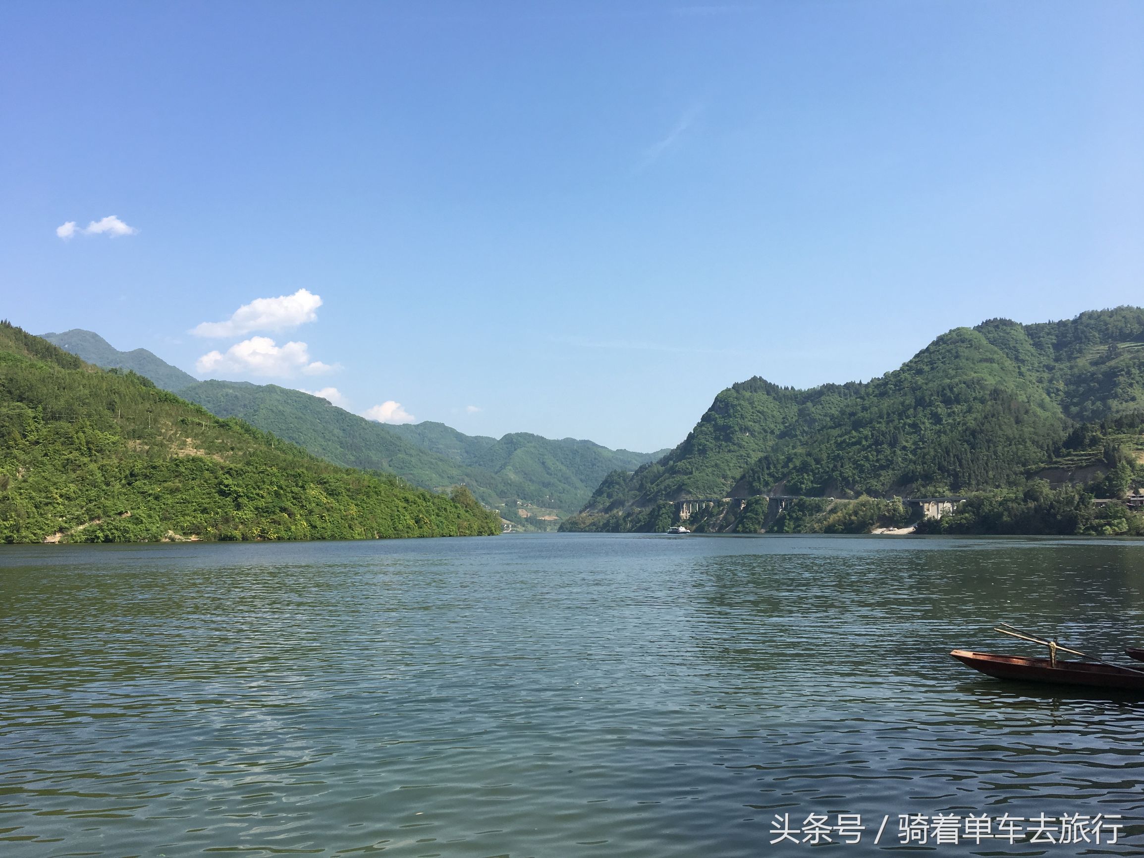 后柳水乡游船还是三峡游船好,汉江三峡和后柳水乡是一个景区吗