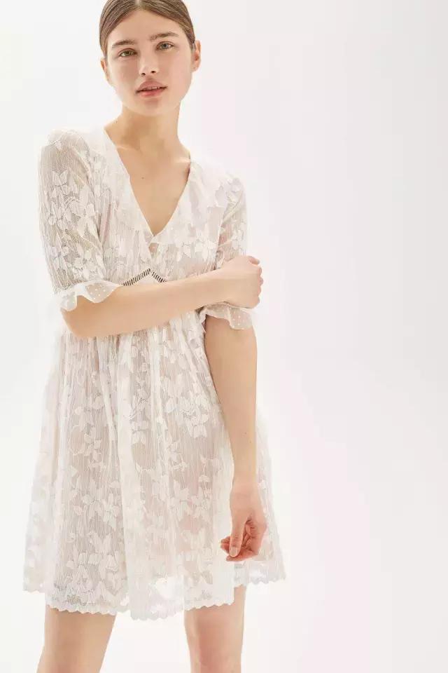 毕业求职穿什么衣服,去大学面试穿什么衣服