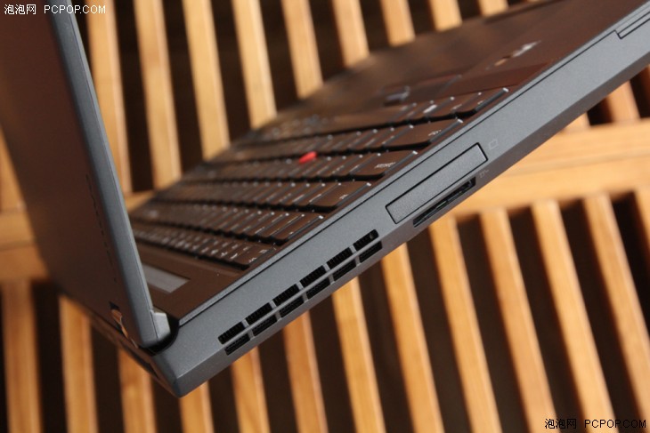 联想thinkpad p51移动工作站 (p51 笔记本工作站)