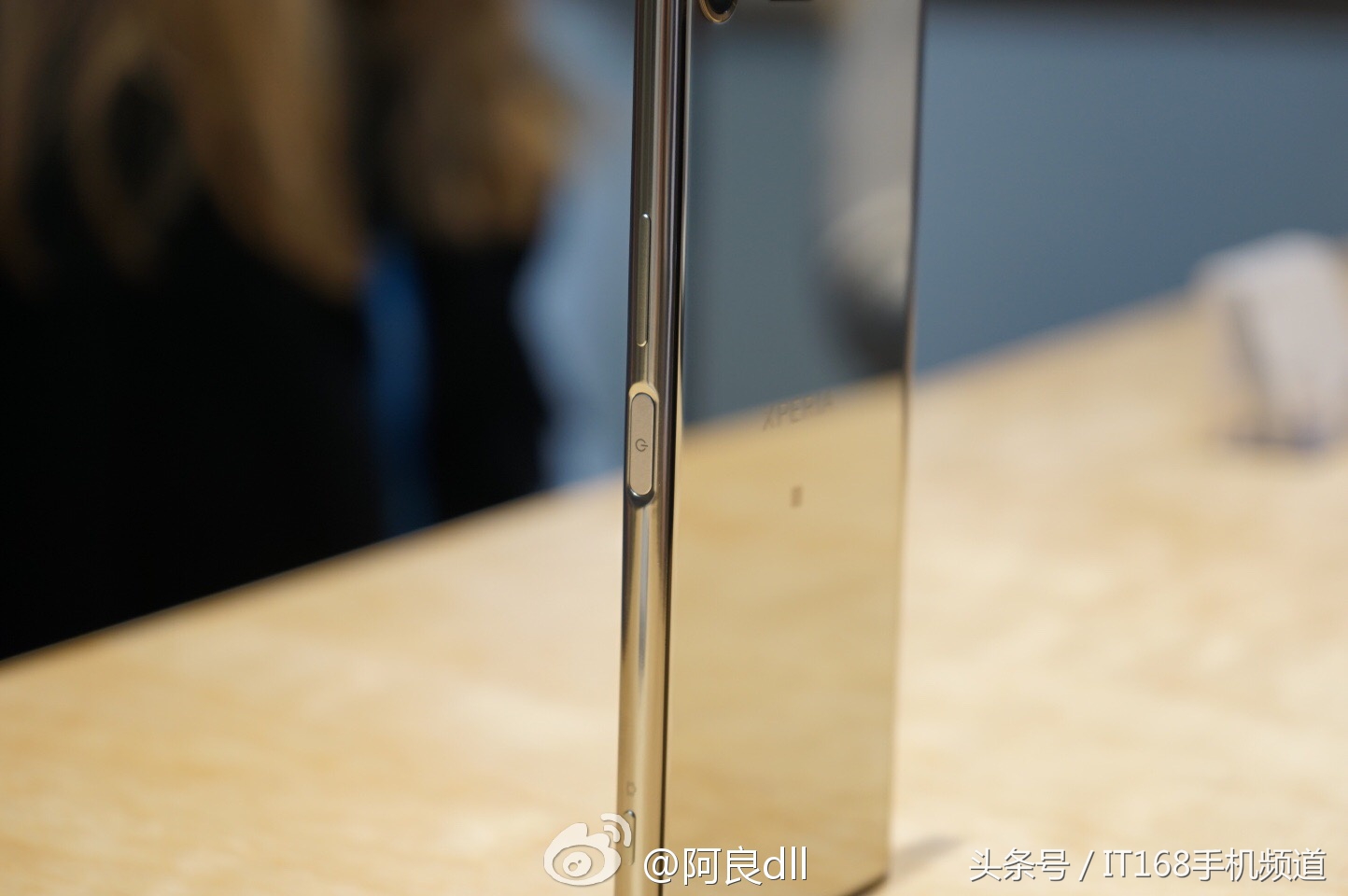 最新骁龙835手机,索尼xz3和索尼xzp