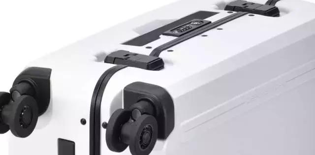 哪个牌子的旅行箱性价比高,哪个旅行箱值得买