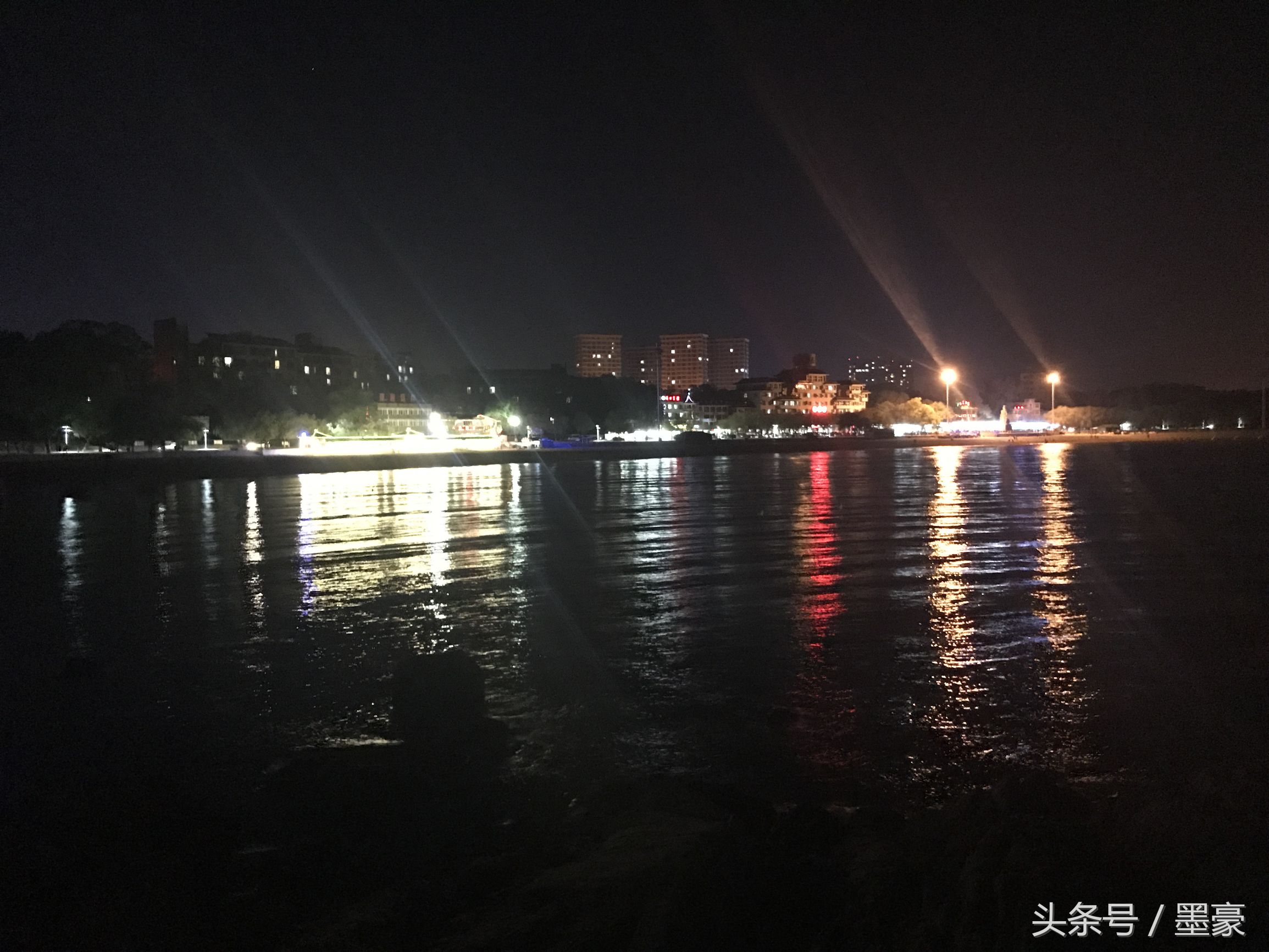 葫芦岛海滨之夜,葫芦岛兴城海滨之夜