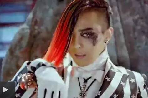 刷榜单、发广告，杀马特除了颓废，还有着自己的商业版图