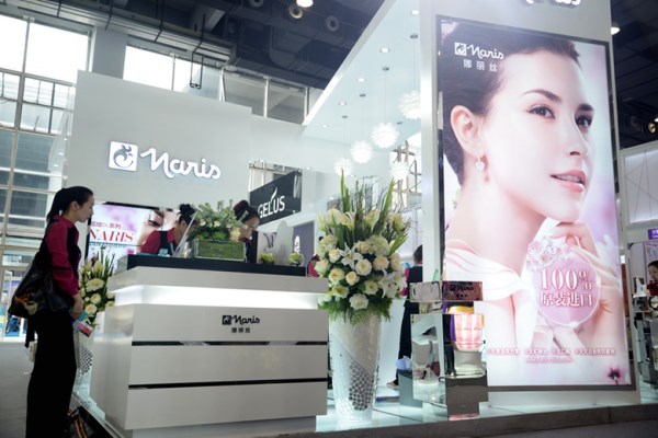 娜丽丝毛孔调理水,娜丽丝毛孔收敛水痘痘肌能用嘛