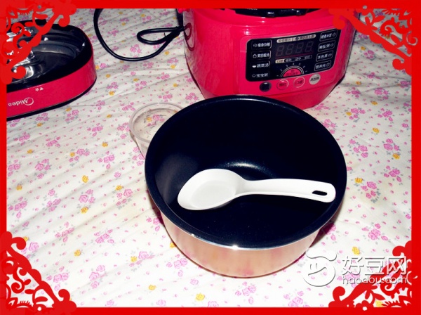 美的奶油小方电压力锅,美的电压力锅炖牛肉的正确方法