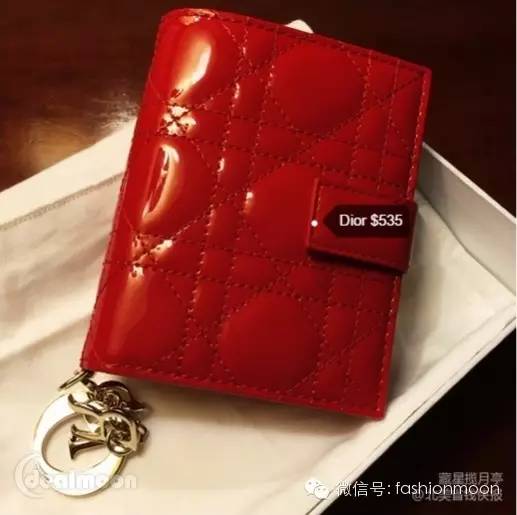 APP晒货过年了，咱换个红火的钱包好不好？