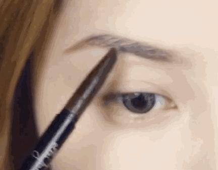 今年流行的眉形流星眉,一字眉什么样的眉形最好看