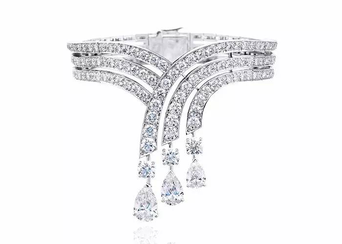 范冰冰踏上戛纳红毯的那一刻,范冰冰最浪漫的戛纳行