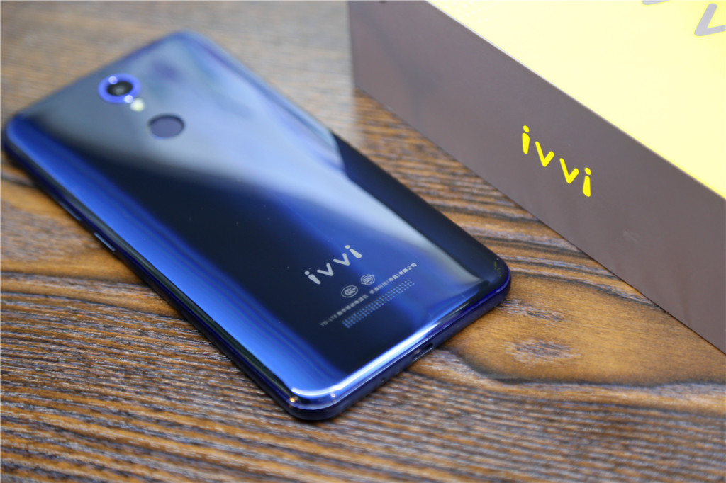 裸眼3d手机可播放高清视频,手机可以看3d电影吗用3d眼镜