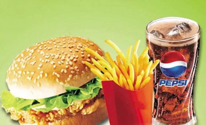 粉刺大量爆发如何改善,粉刺每隔几天爆发