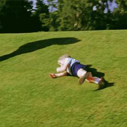 英国小王子被妈训哭,英国小王子被霸凌