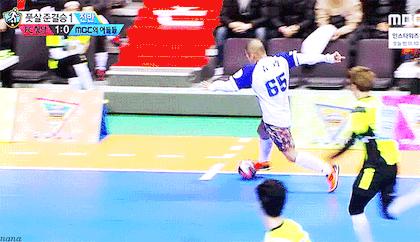 exo金珉锡aoa申智珉,exoxiumin金珉锡唱歌