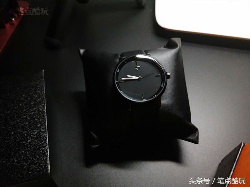 土曼手表,优雅不失奢华手表