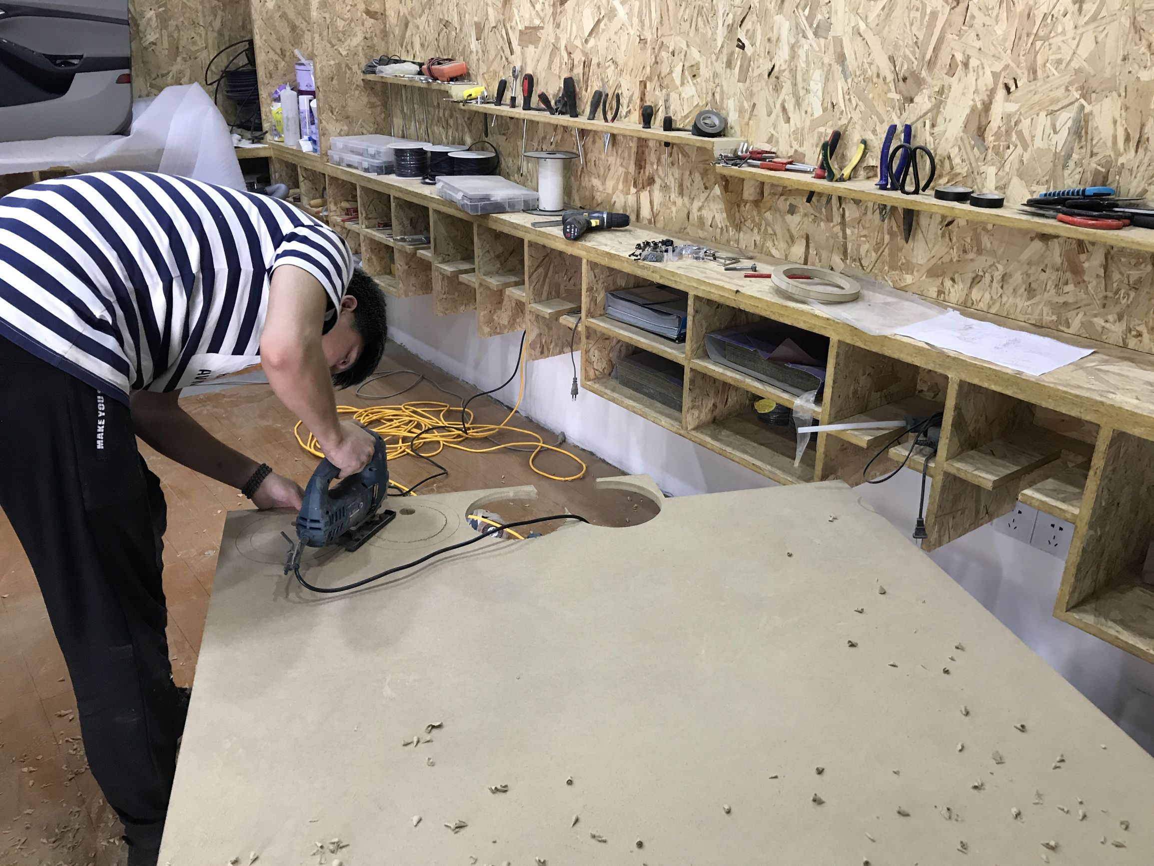 21款福克斯音响低音改装,20款福克斯stline音响改装