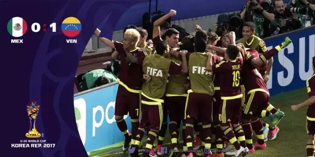 缃楃撼灏斿鍜屽皬缃椾竴璧峰弬鍔犱笘鐣屾澂,缃楃撼灏斿涓庡皬缃楃撼灏斿04骞翠笘鐣屾澂