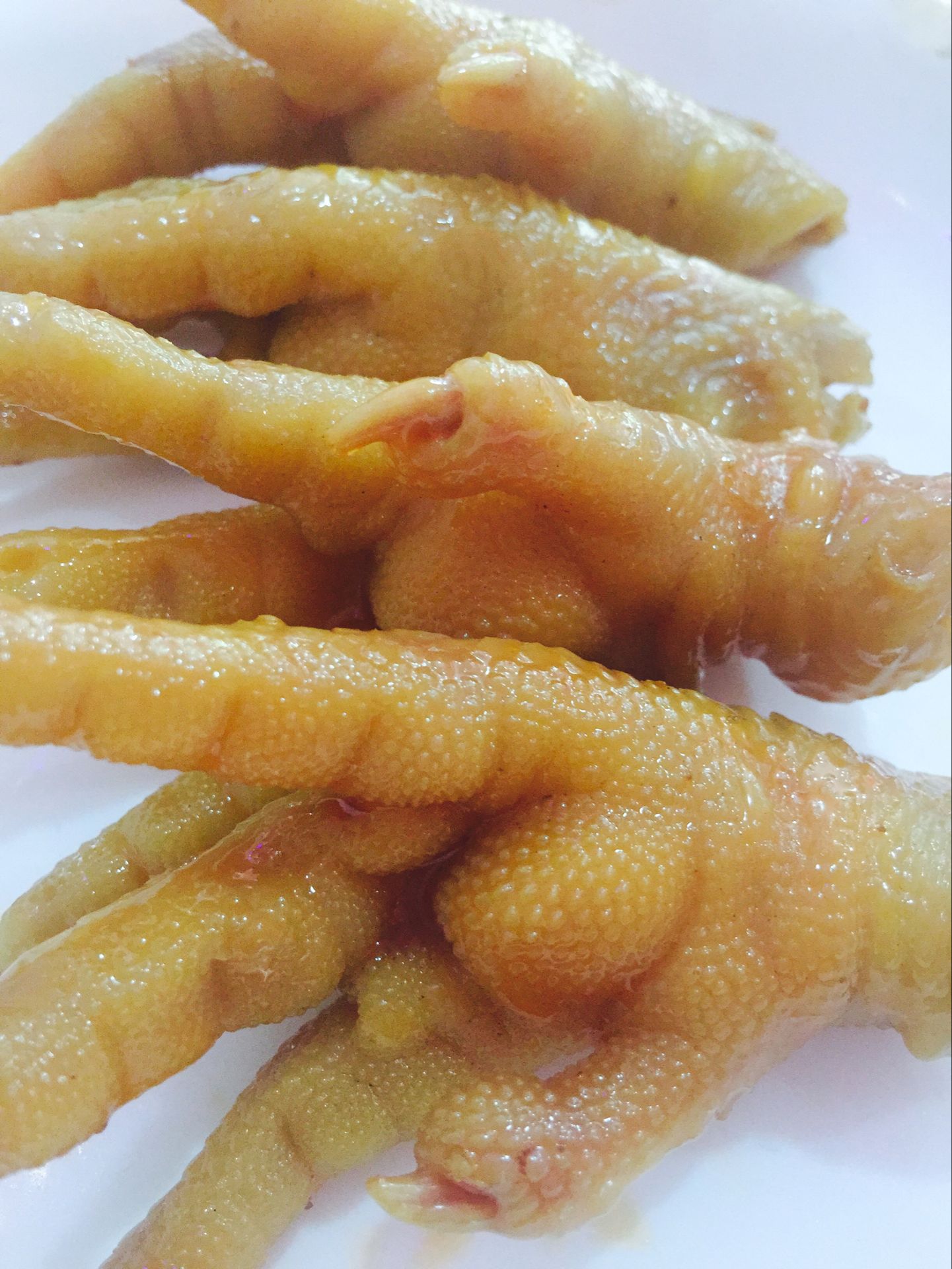 卤水发黑影响卤菜品质吗,卤水发黑发干怎么办