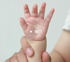 宝宝容易积食脾胃如何调理,脾胃虚寒腹胀吃什么中成药调理