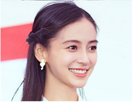 男生笑起来特别的丑怎么办,你长这么漂亮为什么却老说自己丑