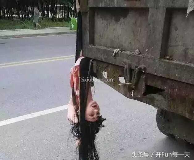 报警称发现女尸民警看后哭笑不得,村民误把假人看成尸体报警