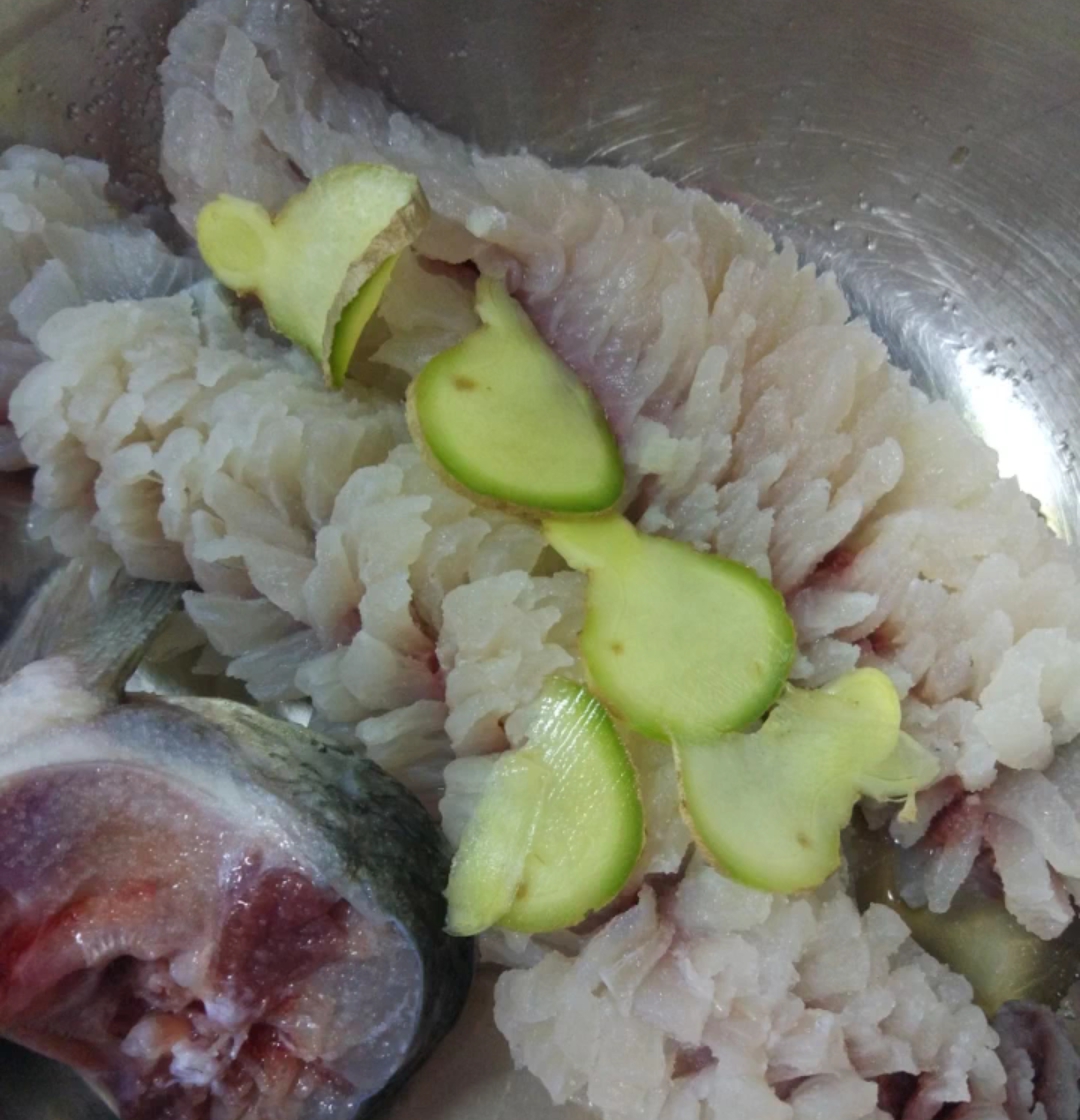 川味糖醋松鼠鱼,糖醋松鼠鱼的家常做法最简单好吃