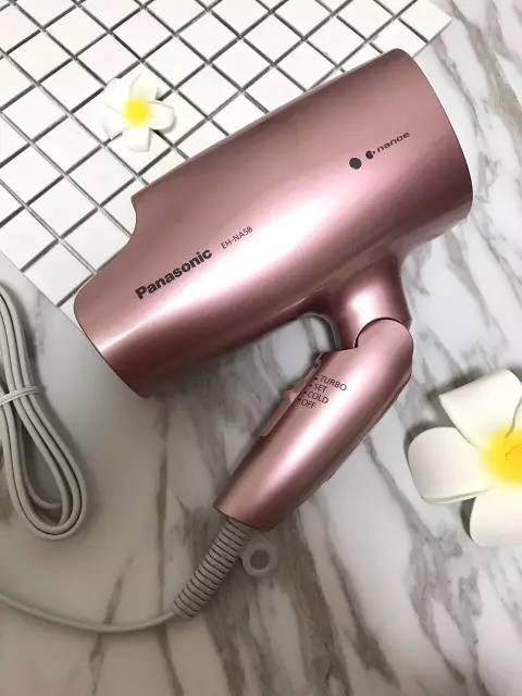 贵的吹风机真的不伤头发吗,家用吹风机哪个牌子的不伤头发