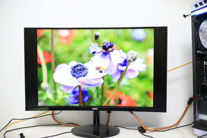 32寸hkc曲面显示器测评,hkc27寸显示器c270曲面