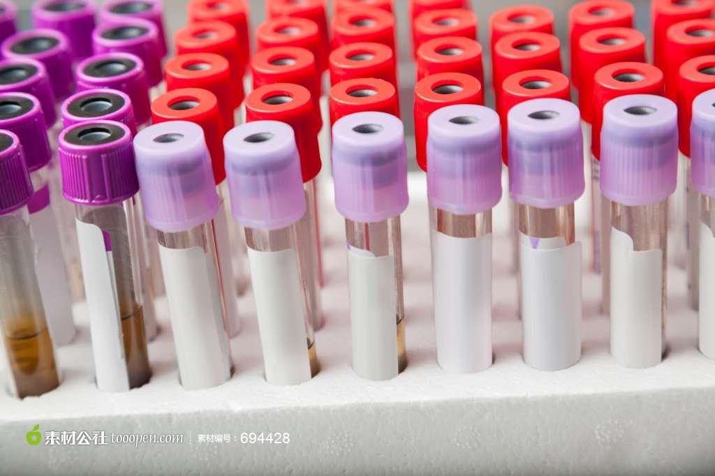 透明细胞癌对化疗的敏感性较差,炎性乳癌通过放疗和化疗来治疗