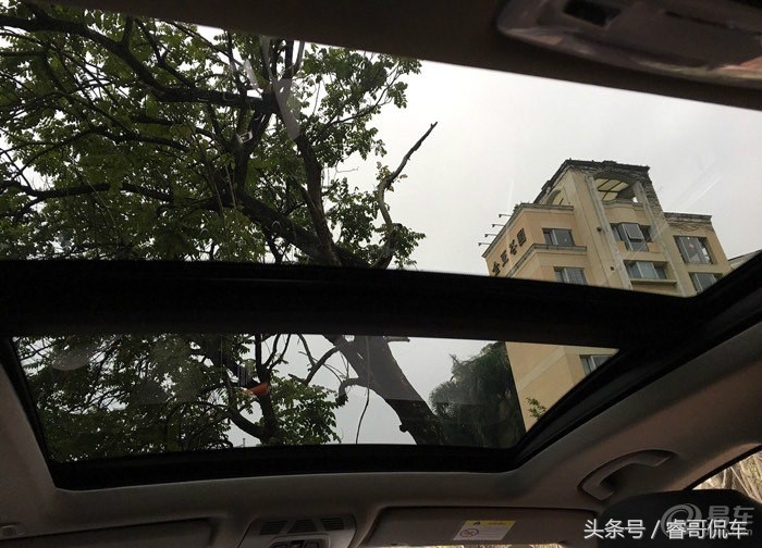 宝马3系gt2020款330落地多少钱,36万落地宝马3系