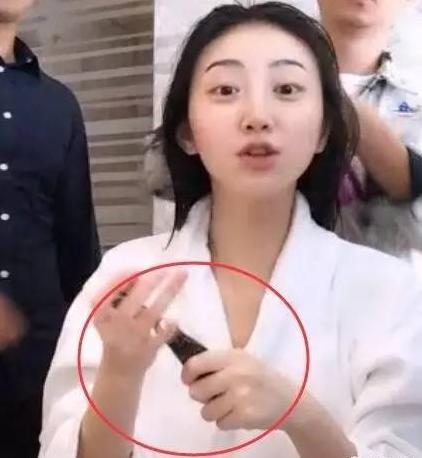 各家爱豆,被爱豆种草的平价好物