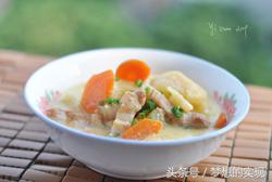 土豆还能这么吃！牛奶炖土豆做法推荐！