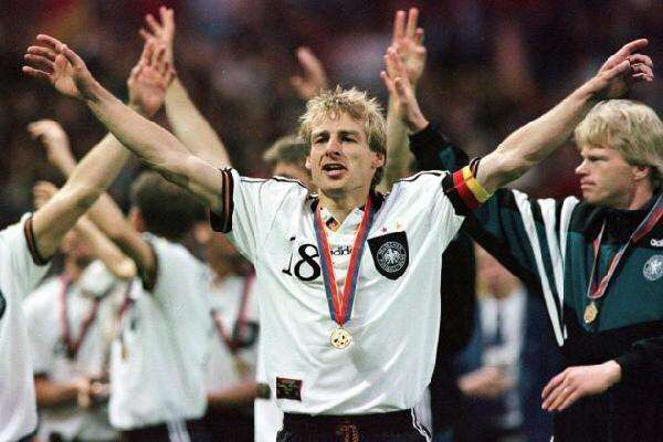 看球27年偶像只有这三位祝福C罗加冕欧冠