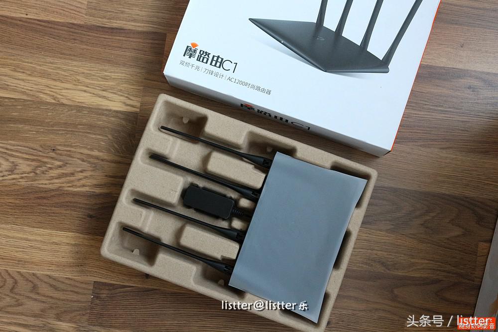 摩托罗拉摩路由C1测评,信号稳如泰山,质感薄如刀锋