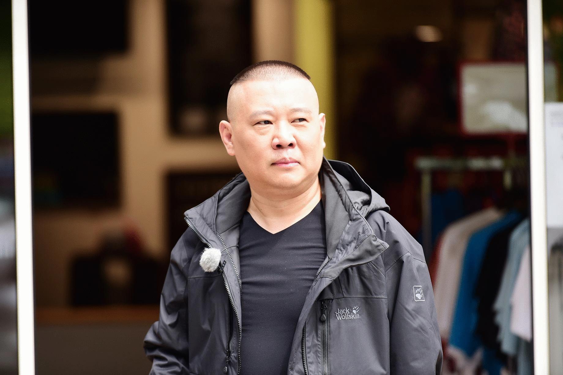 郭德纲高晓攀隔空对话,相声新锐高晓攀完整版