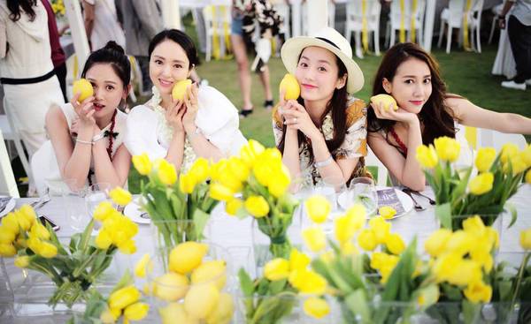 女明星安以轩的婚礼伴手礼,安以轩保养