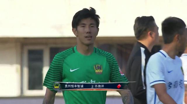 染红门将真乃性情中人！被骂后冲对方看台庆祝为娶媳妇丢主力