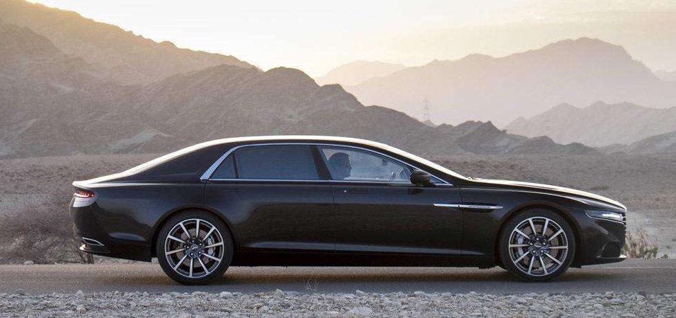 兰博基尼和奔驰s,兰博基尼跟奔驰s