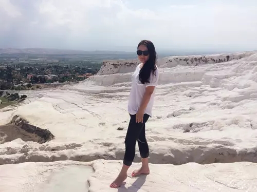 友信国际贸易有限公司周佳,铿锵玫瑰经历风雨