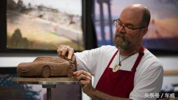 赛车总动员里的闪电麦昆,赛车总动员闪电麦昆在沙地训练