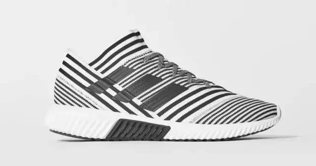 他们穿着什么英文翻译,他们穿着什么用英文怎么说