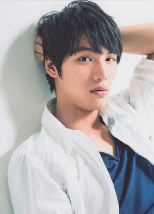 今年日本国宝级帅哥排行榜第一名,日本国宝级帅哥第七位