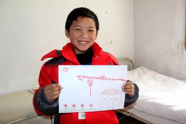 医者仁心温暖贫困患者,医者仁心施恩救小孩