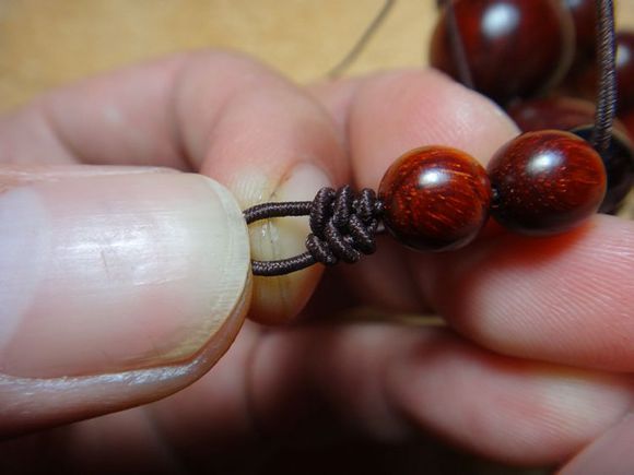 佛珠绳子断了去哪里修,佛珠绳子断了怎么办